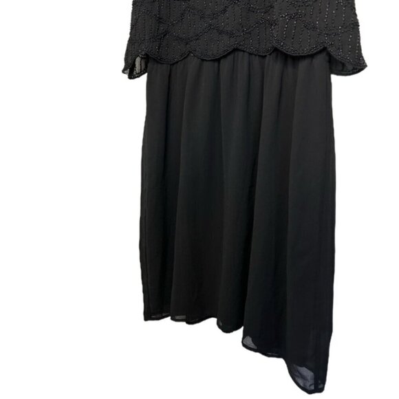 Francesca's Sleeveless Beaded Double Layer Scalloped Hem Black Dress Size: Large - Picture 4 of 5